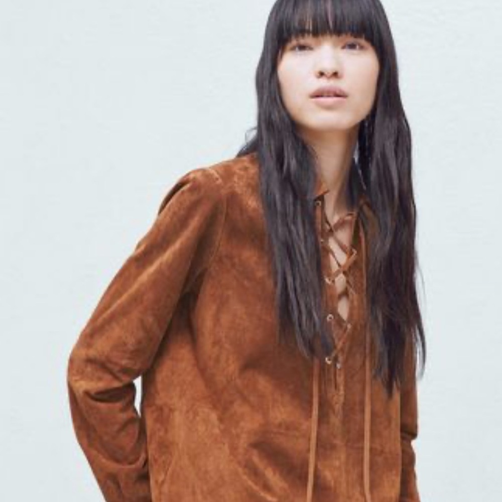 Siena studio lace front laser cut tan suede long sleeve western boho Top sz med